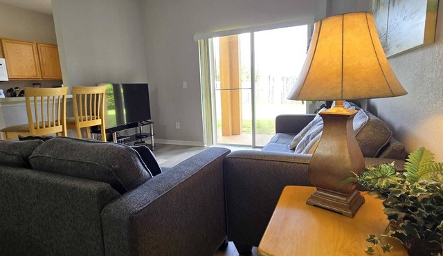 Cozy 4bd home in amazing resort with heated pool and lazy river