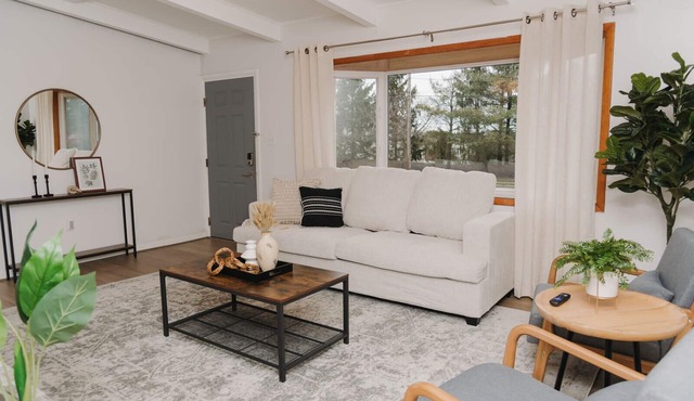 Cozy 4Bedroom/2Bath House - 5 Minutes from King Of Prussia