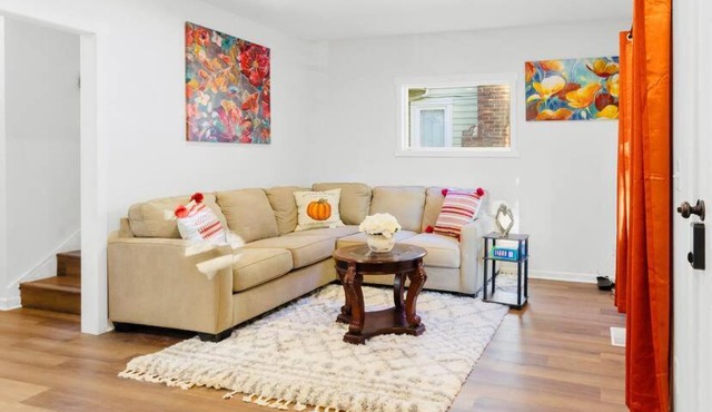 Cozy 4BR Near UW - 15 mins walk