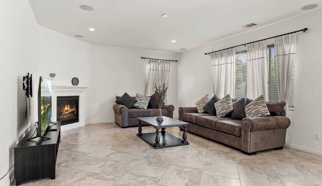 Cozy 4BR Residence｜Extended Stay Ready｜Office & Study｜Relaxing Patio#40938