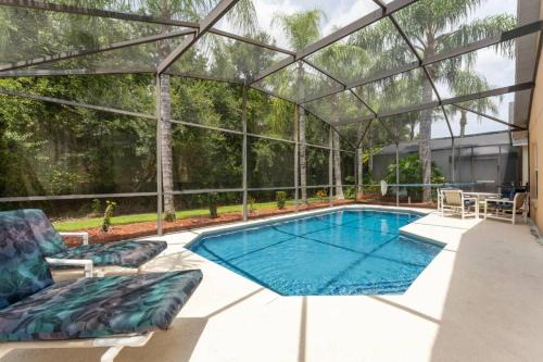 Cozy 4BR Villa w/Priv Pool – Lake Berkley Resort