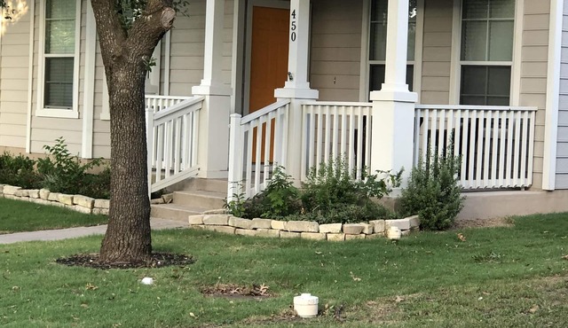 Cozy 5 bedroom for weekend or longer 2 night minimum