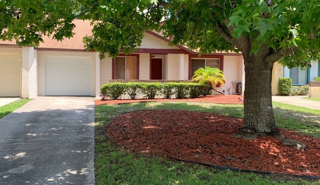 Cozy 5 Room Villa Central to Attractions restaurants shopping and the beaches