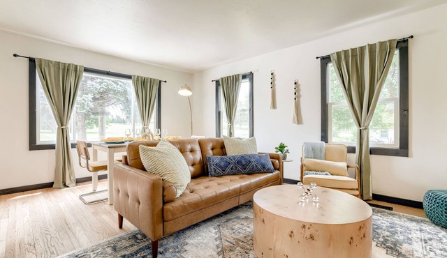 Cozy 5BD - Near DT - Ping Pong & Outdoor Space