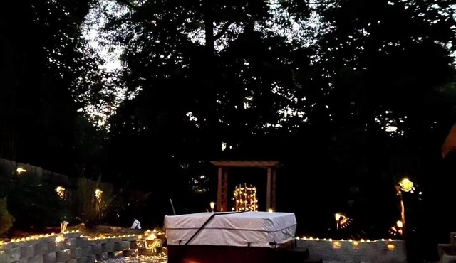 Cozy 5BR Ranch Home with Hot Tub in Quiet Folsom Neighborhood