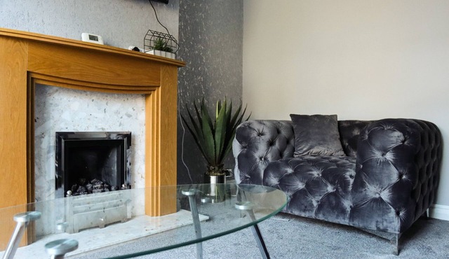 Cozy 7bed home - 10mins from town centre!