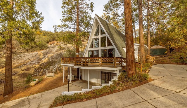 Cozy A Frame Cabin, Bass Lake, Ca-Acorn Falls