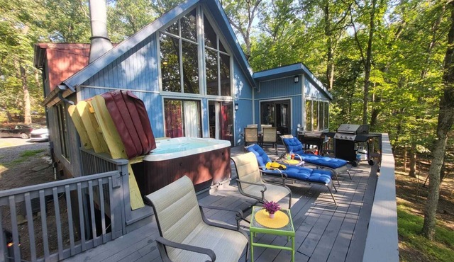Cozy A-Frame Cabin Hot Tub Fireplace Private Forest Escape”