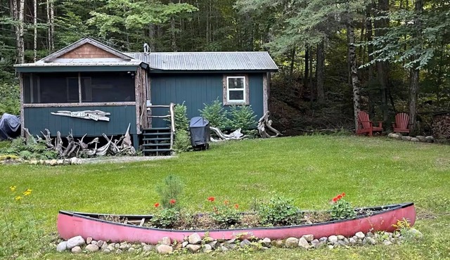 Cozy Adirondack Camp for Two with Nearby Waterfront Access