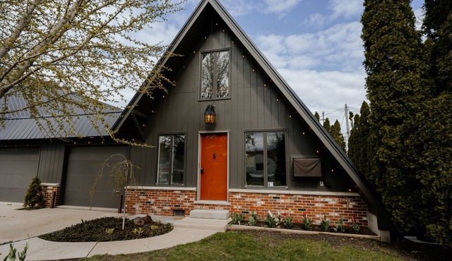 Cozy Aframe Near Frankenmuth and Bay City