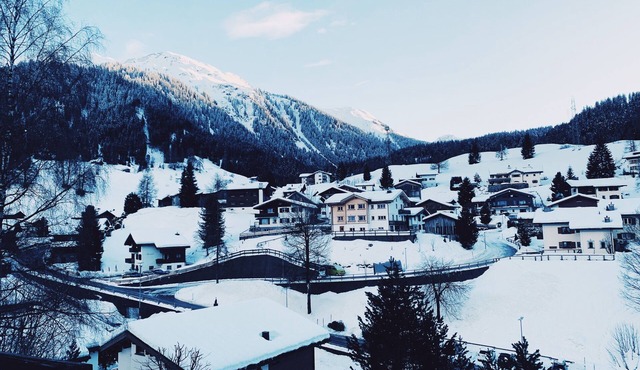 Cozy Alpine Chic Studio in Klosers for all mountain lovers