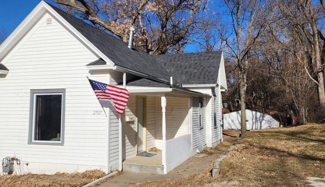 Cozy American Style Cottage