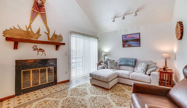 Cozy Anchorage Vacation Rental Near Hospitals!