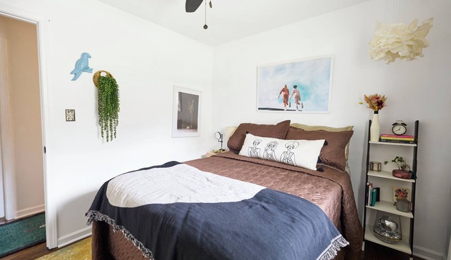 Cozy and Artsy 3-Bedroom House with AC, WiFi near Downtown Atlanta