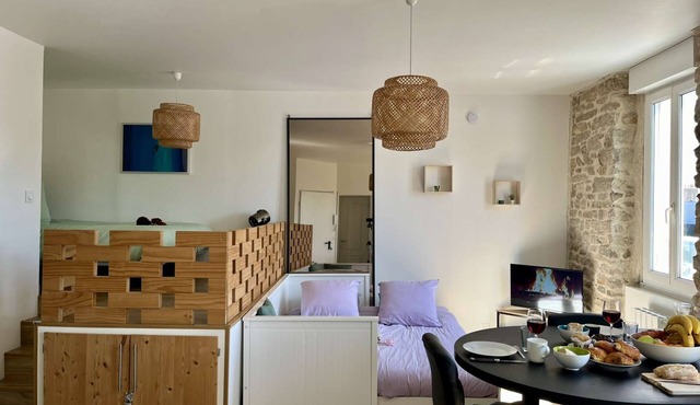 Cozy and bright accommodation with exposed stonework – Étang au Duc