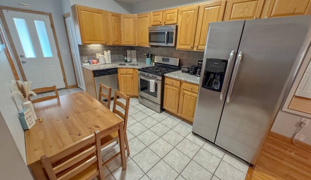 Cozy and bright! Ideal for family vacations! NYC