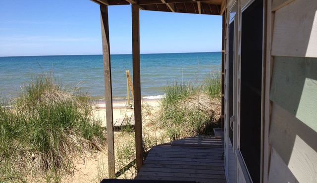 Cozy and Charming Beach Getaway on Lovely Lake Michigan