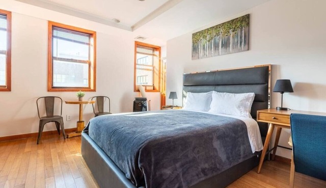 Cozy and charming studio brought by Zoller Stays. Comfortable and spacious