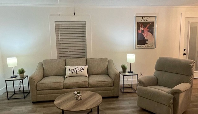 Cozy and Cheerful entire house to enjoy