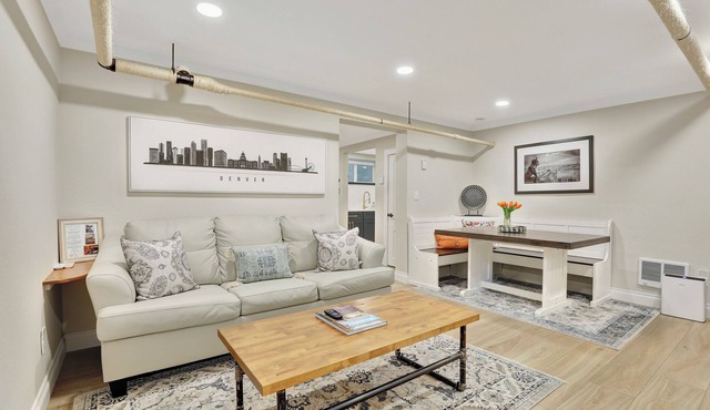 Cozy and Chic 1-Bedroom Apartment in Historic Central Denver - Pet Friendly