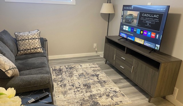 Cozy and Clean Legal Suit in North West Calgary