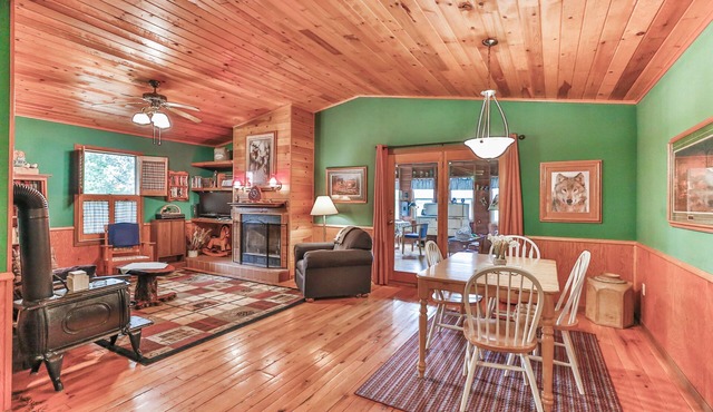 Cozy and comfortable accommodations in picturesque country setting