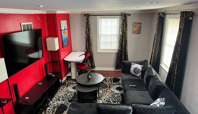 Cozy and comfortable four bedroom home with all you need for a great stay