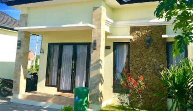 Cozy and comfortable House Near Senggigi Beach