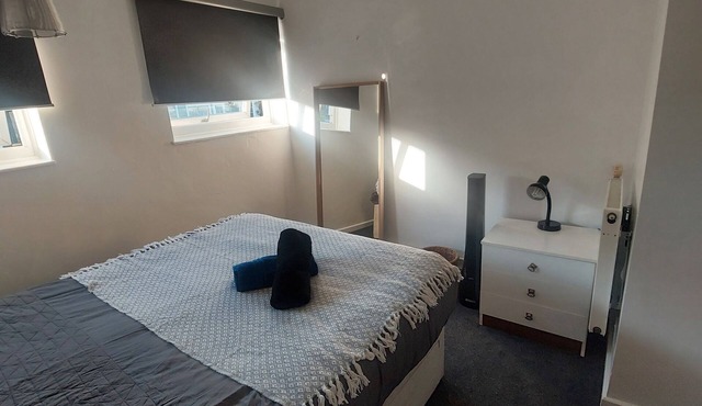 Cozy and Comfy Crib Away From Home