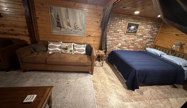 Cozy and convenient rental near the beach!