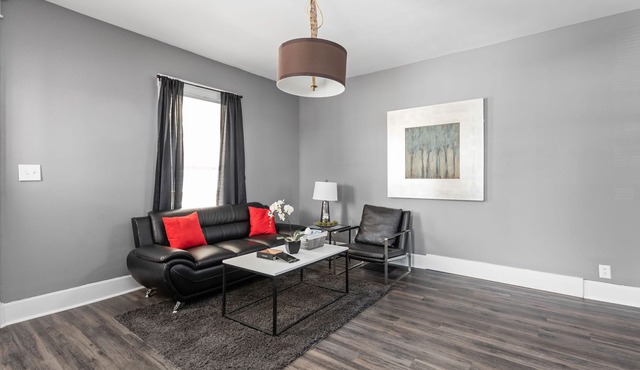 Cozy and Cute 1 Bdrm!