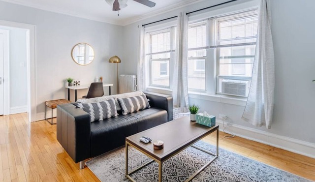 Cozy and Intimate 1BR in Lively Lincoln Square