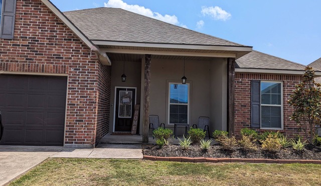 Cozy and Modern Home located in a New Secluded Subdivision