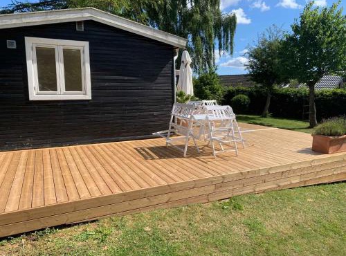 Cozy And Modernized Fishing Cabin