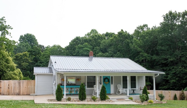 Cozy and Peaceful Cottage