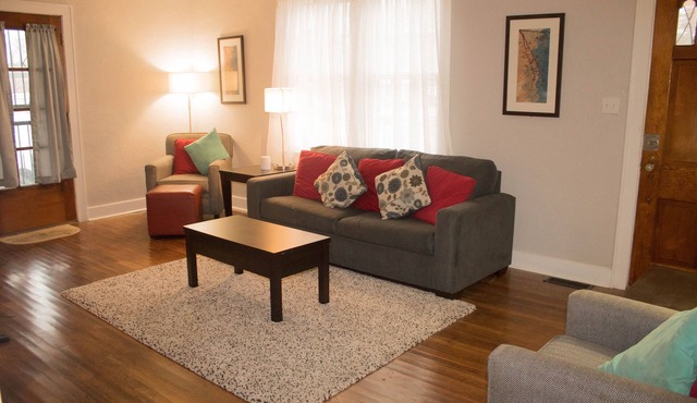 Cozy and Peaceful Home minutes from Memphis Airport & Graceland