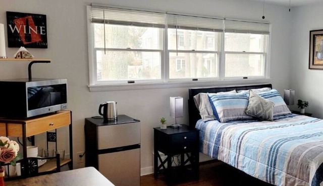 Cozy and Peaceful Near Mall, Hospital Public Transportation