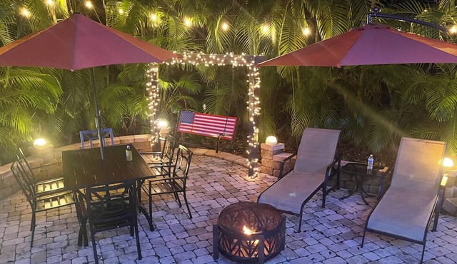 Cozy and Private Corner Site #132