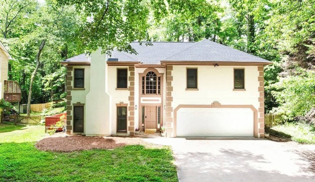 Cozy and Private home in Roswell