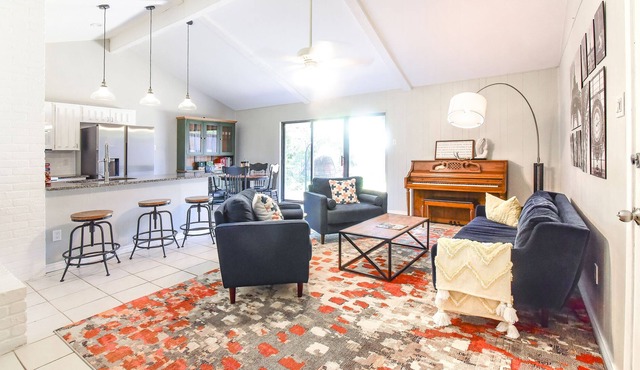 Cozy and Quiet Home In Richardson, Garland, Dallas