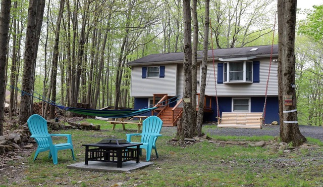 Cozy and quiet house 8 mins from Kalahari Resort! Long Pond!Pocono pines.