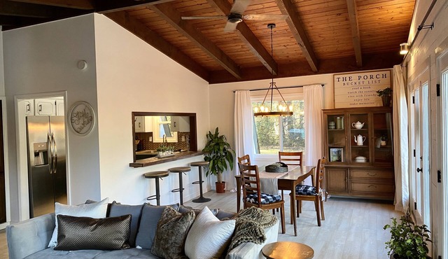 Cozy and Relaxing get away!