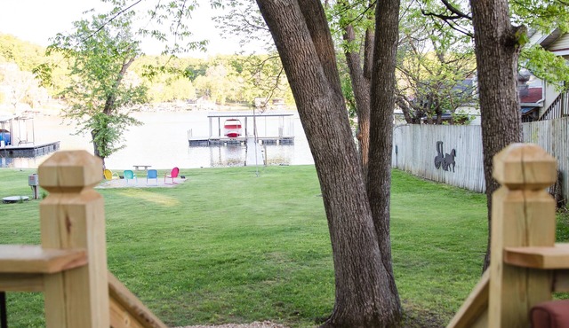 Cozy and Rustic Lake Cabin Retreat I Spring/Summer Dates Available