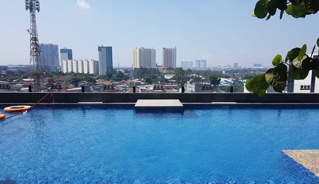 Cozy And Simply Studio Apartment Tree Park City Cikokol