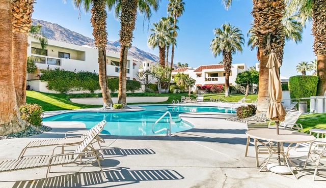 Cozy and Spacious Canyon Granada condo in South PS w/pools, spas & tennis court