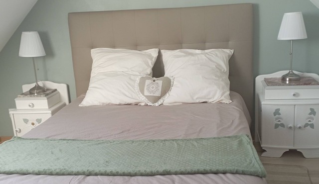 Cozy and warm cottage 25 minutes from the pink granite coast