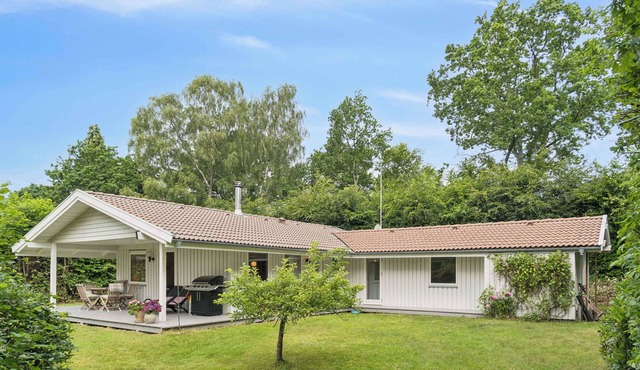 Cozy and well-appointed summer house in Hornbæk