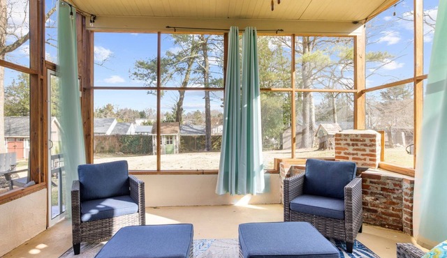 Cozy Annapolis Getaway: Firepit, Pet-Friendly, Fenced Yard, Beach Access