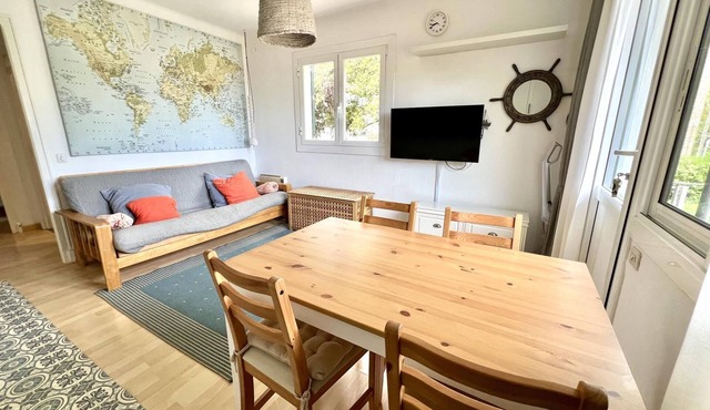 Cozy Apartment 300 M. from Sa Riera Beach, Begur
