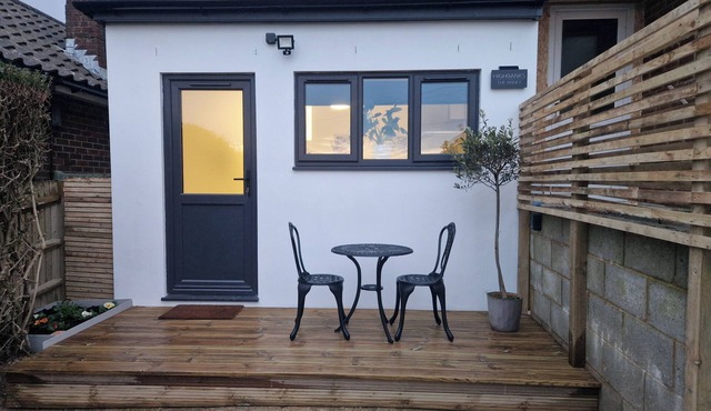 Cozy Apartment at Highbanks The Annex